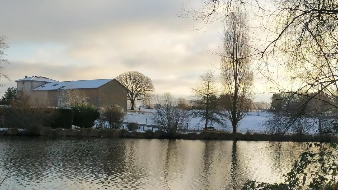 La Maison Du Lac Flavignac Exterior photo